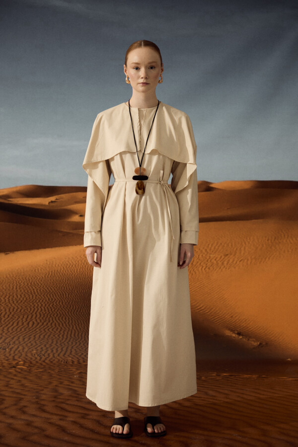 Bej Aller Detaylı Elbise - KUAD