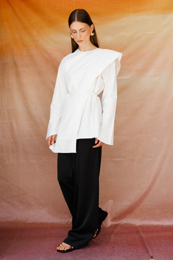 Ekru Şal Detaylı Poplin Bluz - KUAD