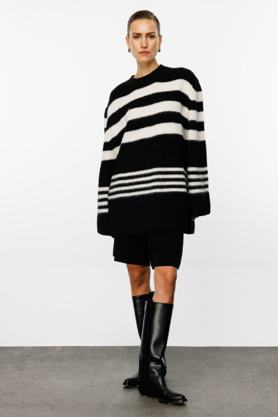 Black Striped Oversized Knit Cardigan 