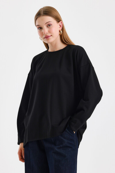 Black Sweatshirt with Stitch Detail on the Sleeves 