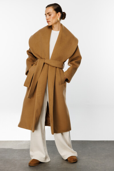 Limited Edition Tailored Coat in Camel 